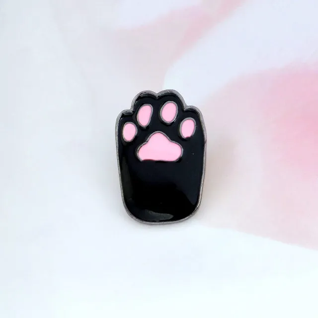 Kawaii Cat Claw Pin